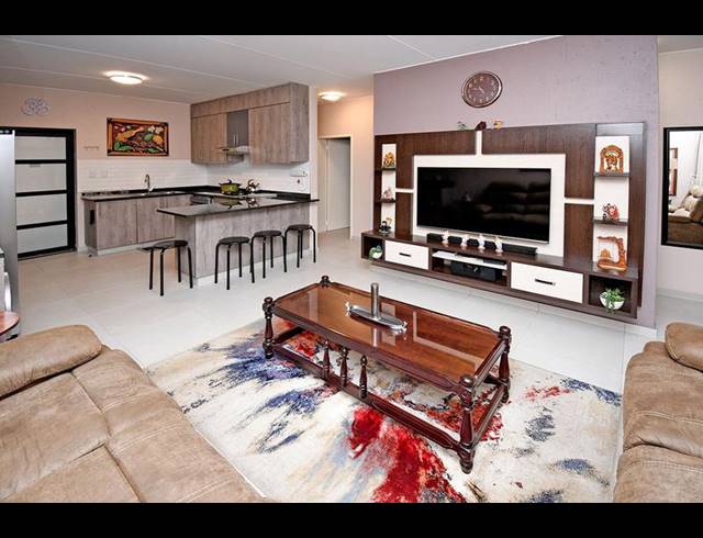 3 BEDROOM APARTMENT FOR SALE IN BARTLETT